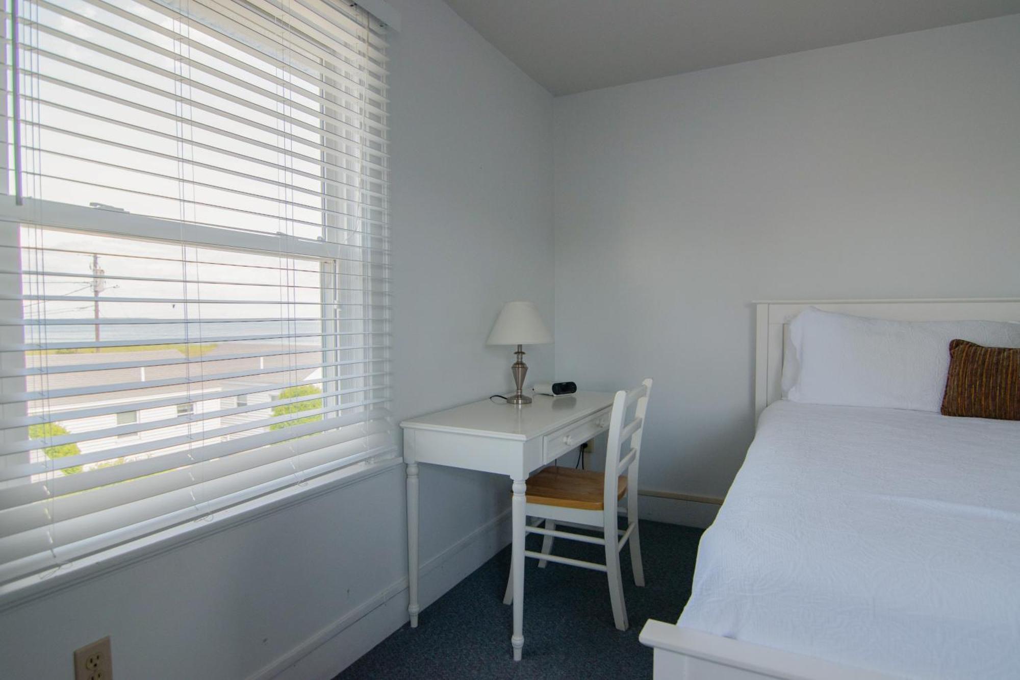 Hotel The Gull Oceanside &