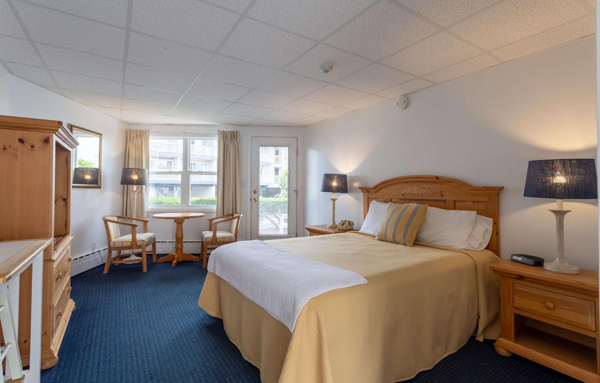 The Gull Oceanside & 2*